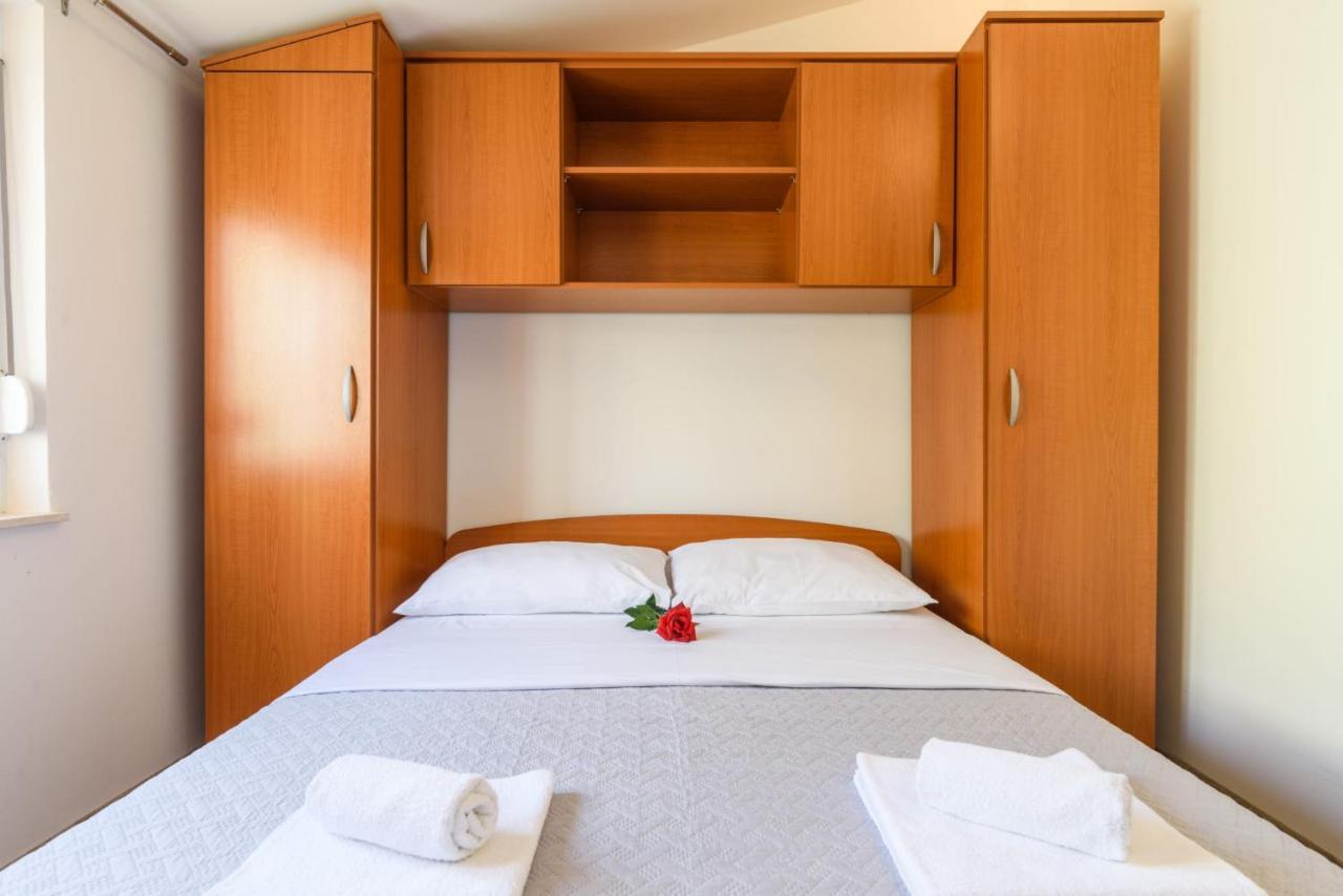 La Bodega Apartments Τρογκίρ Εξωτερικό φωτογραφία