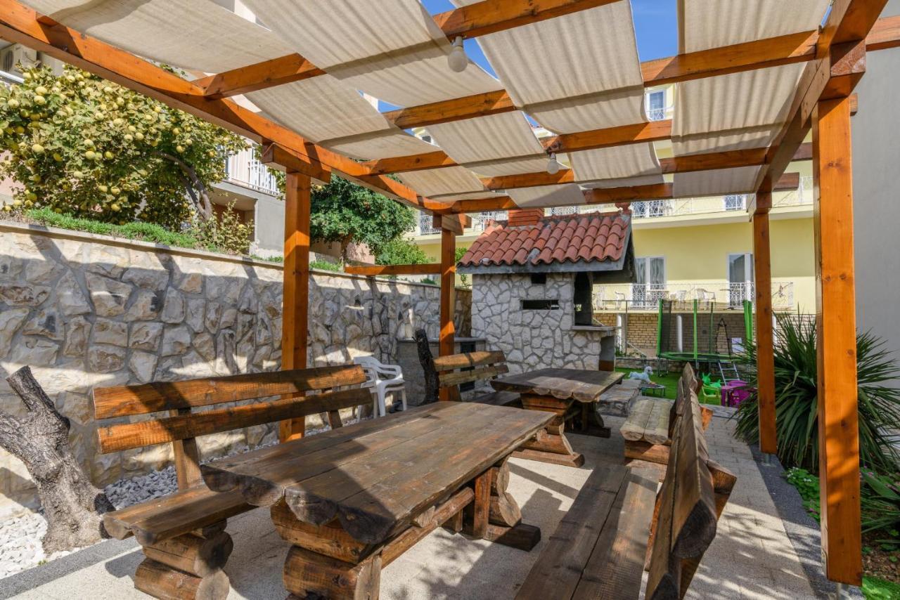 La Bodega Apartments Τρογκίρ Εξωτερικό φωτογραφία