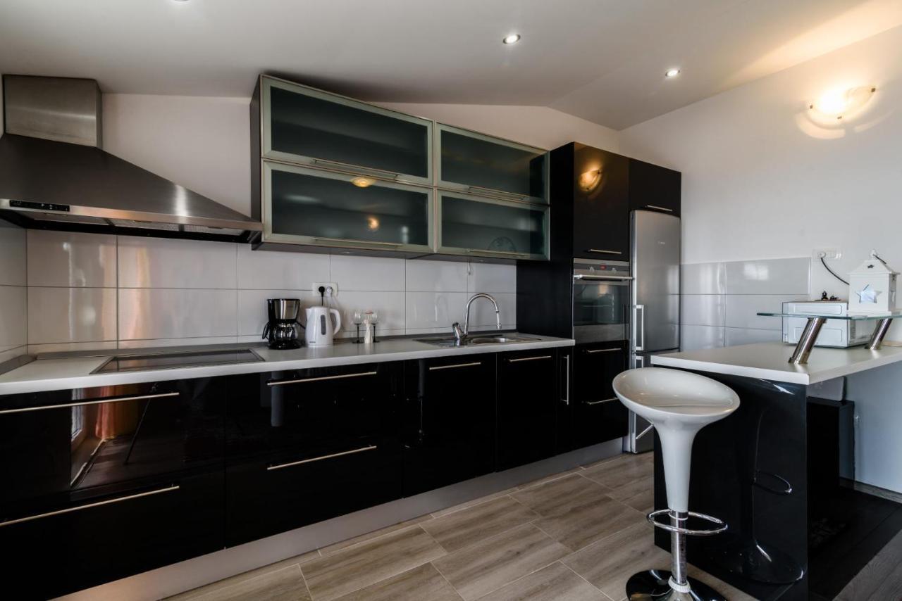 La Bodega Apartments Τρογκίρ Εξωτερικό φωτογραφία